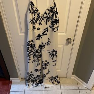 NWOT Fashion Nova Jumper